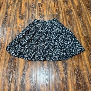 Verona Womens XS Black White Floral Leaf Smocked Waist Flared Pleated Mini Skirt